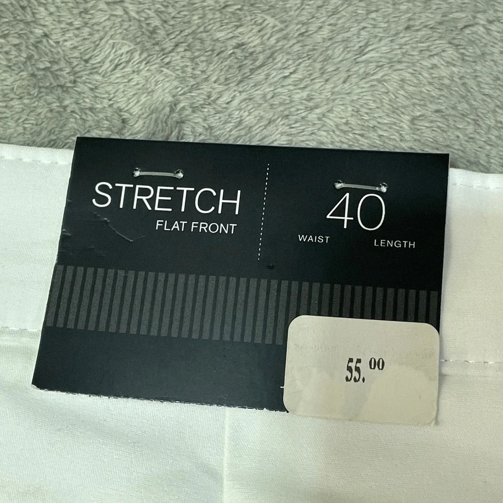 NWT Alfani Alfatech Tech Shorts Men's 40 White Cotton Blend Stretch Flat Front